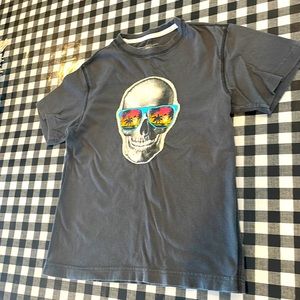 Boys Skull Skeleton Halloween shirt-size medium 8